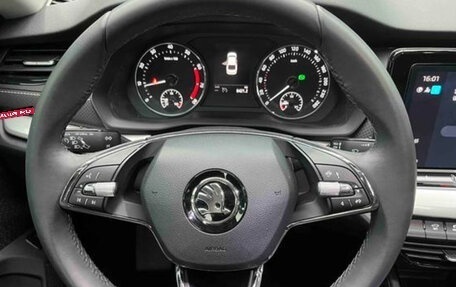 Skoda Octavia IV, 2023 год, 2 200 000 рублей, 3 фотография