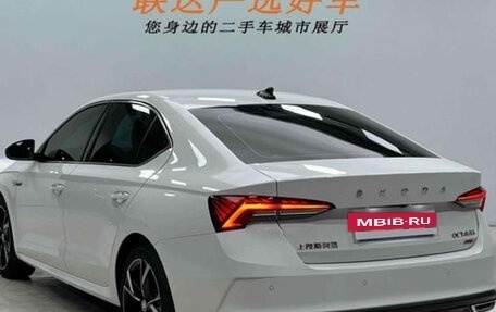 Skoda Octavia IV, 2023 год, 2 200 000 рублей, 24 фотография