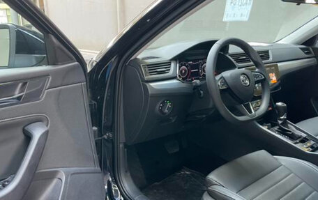 Skoda Superb III рестайлинг, 2023 год, 2 380 000 рублей, 7 фотография