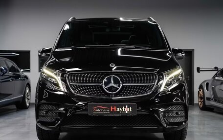 Mercedes-Benz V-Класс, 2023 год, 10 686 000 рублей, 2 фотография