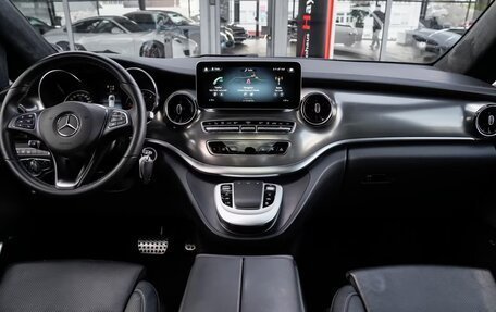 Mercedes-Benz V-Класс, 2023 год, 10 686 000 рублей, 9 фотография