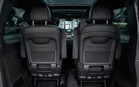 Mercedes-Benz V-Класс, 2023 год, 10 686 000 рублей, 25 фотография