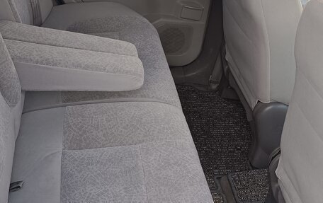 Nissan Tino, 2000 год, 350 000 рублей, 11 фотография