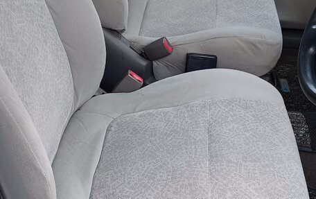 Nissan Tino, 2000 год, 350 000 рублей, 9 фотография