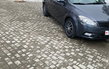 KIA cee'd I рестайлинг, 2012 год, 1 000 000 рублей, 8 фотография