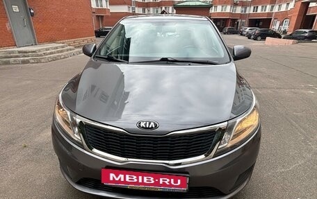 KIA Rio III рестайлинг, 2015 год, 1 100 000 рублей, 1 фотография