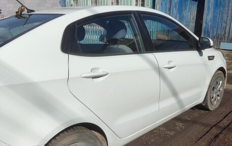KIA Rio III рестайлинг, 2012 год, 900 000 рублей, 5 фотография