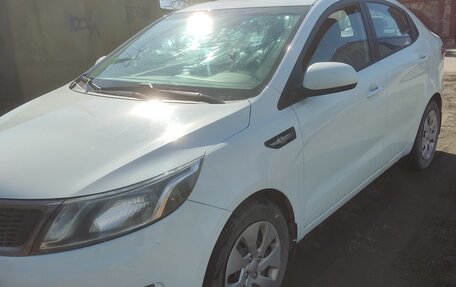 KIA Rio III рестайлинг, 2012 год, 900 000 рублей, 3 фотография