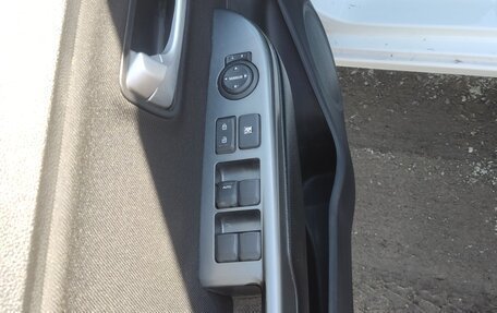 KIA Rio III рестайлинг, 2012 год, 900 000 рублей, 17 фотография