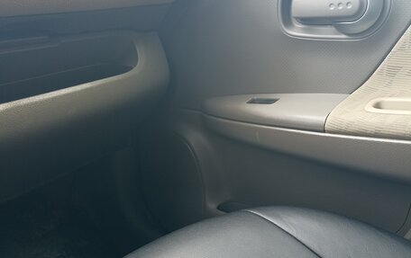 Nissan Note II рестайлинг, 2007 год, 600 000 рублей, 24 фотография