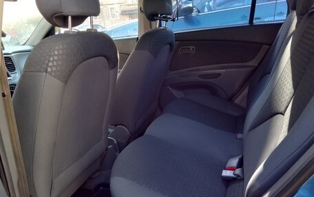 KIA Rio II, 2006 год, 350 000 рублей, 9 фотография