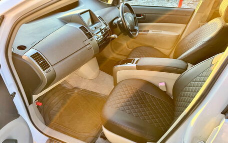 Toyota Prius, 2008 год, 980 000 рублей, 8 фотография