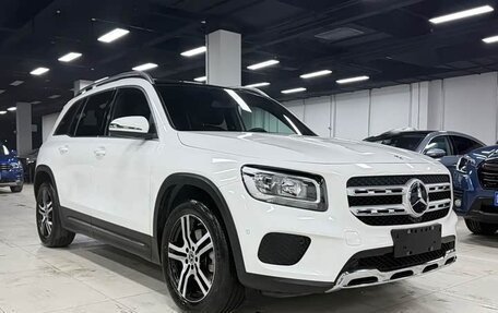 Mercedes-Benz GLB, 2022 год, 2 510 007 рублей, 3 фотография