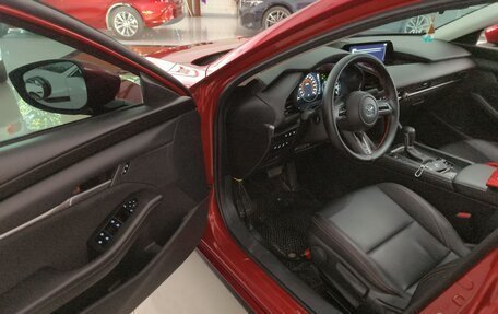Mazda 3, 2022 год, 1 877 707 рублей, 9 фотография