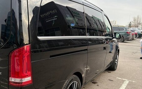 Mercedes-Benz V-Класс, 2019 год, 5 250 000 рублей, 4 фотография