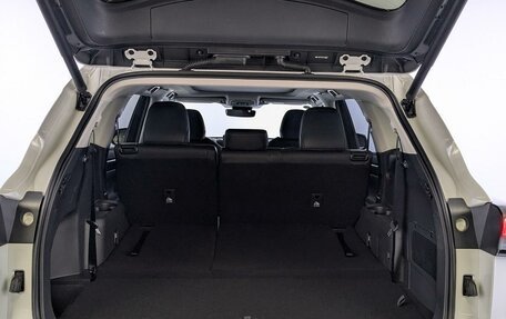 Toyota Highlander, 2025 год, 5 990 000 рублей, 8 фотография