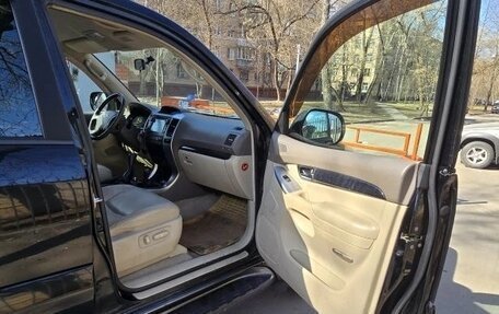Toyota Land Cruiser Prado 120 рестайлинг, 2007 год, 2 300 000 рублей, 4 фотография