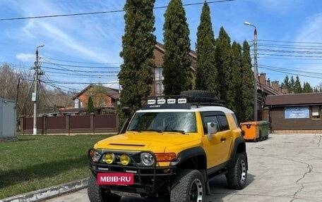 Toyota FJ Cruiser, 2006 год, 3 000 000 рублей, 8 фотография