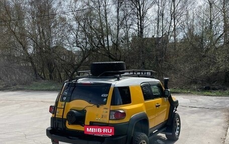 Toyota FJ Cruiser, 2006 год, 3 000 000 рублей, 3 фотография