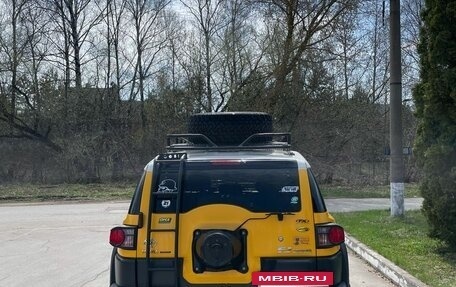 Toyota FJ Cruiser, 2006 год, 3 000 000 рублей, 6 фотография