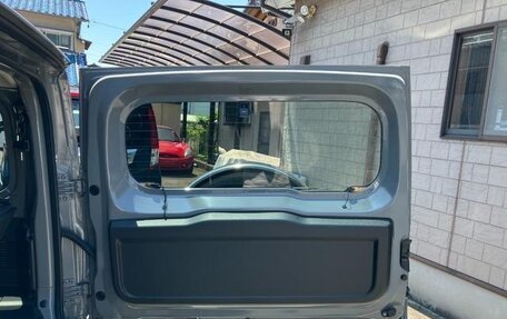 Suzuki Jimny, 2022 год, 1 764 000 рублей, 23 фотография