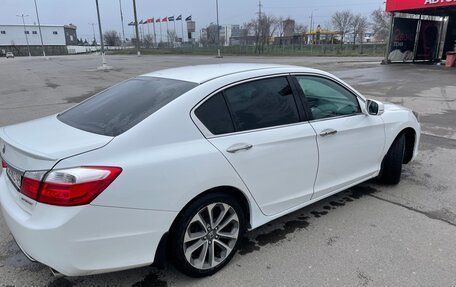 Honda Accord IX рестайлинг, 2013 год, 1 600 000 рублей, 1 фотография