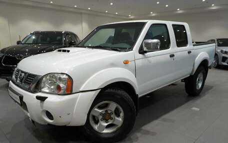 Nissan NP300, 2012 год, 859 000 рублей, 1 фотография