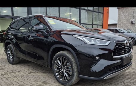 Toyota Highlander, 2025 год, 5 490 000 рублей, 1 фотография