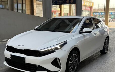 KIA K3, 2023 год, 1 690 000 рублей, 2 фотография