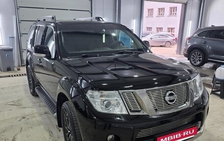 Nissan Pathfinder, 2013 год, 2 200 000 рублей, 2 фотография