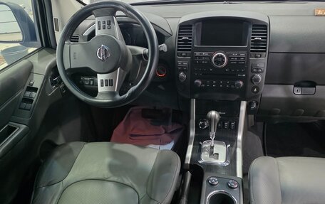 Nissan Pathfinder, 2013 год, 2 200 000 рублей, 13 фотография