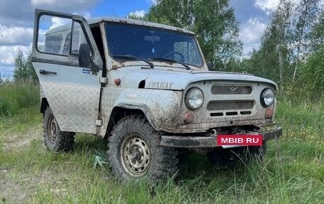 ЛуАЗ 3151, 2000 год, 230 000 рублей, 3 фотография