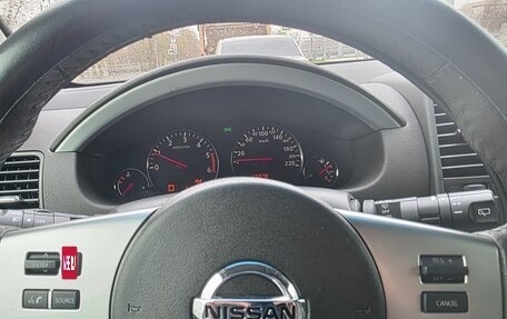 Nissan Pathfinder, 2013 год, 2 200 000 рублей, 21 фотография