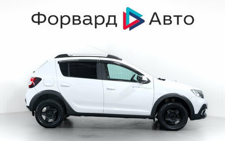 Renault Sandero II рестайлинг, 2018 год, 999 000 рублей, 9 фотография
