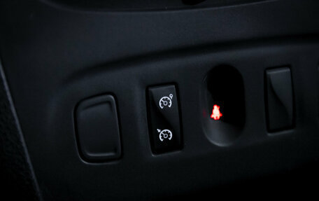 Renault Sandero II рестайлинг, 2018 год, 999 000 рублей, 23 фотография