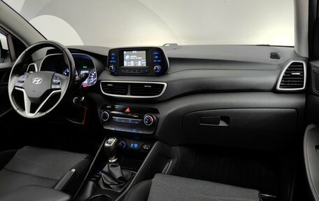 Hyundai Tucson III, 2019 год, 1 599 000 рублей, 13 фотография