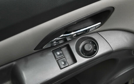 Chevrolet Cruze II, 2010 год, 700 000 рублей, 12 фотография