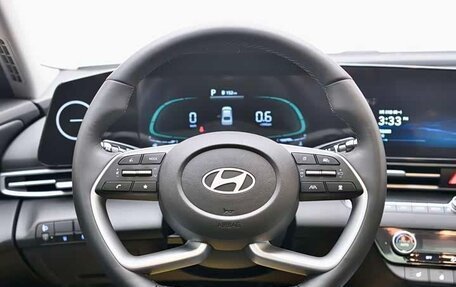 Hyundai Elantra, 2025 год, 1 880 000 рублей, 6 фотография