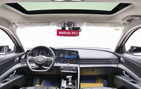 Hyundai Elantra, 2025 год, 1 880 000 рублей, 5 фотография