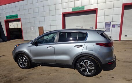 KIA Sportage IV рестайлинг, 2021 год, 3 185 000 рублей, 21 фотография