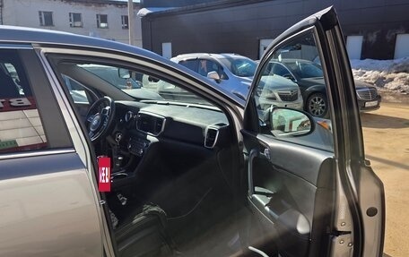 KIA Sportage IV рестайлинг, 2021 год, 3 185 000 рублей, 9 фотография