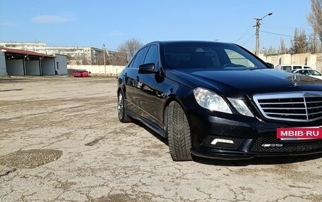 Mercedes-Benz E-Класс, 2011 год, 1 595 000 рублей, 3 фотография