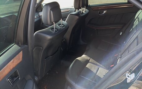 Mercedes-Benz E-Класс, 2011 год, 1 595 000 рублей, 12 фотография