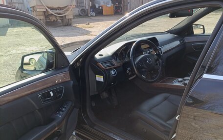 Mercedes-Benz E-Класс, 2011 год, 1 595 000 рублей, 11 фотография