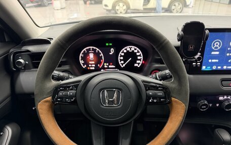 Honda Vezel, 2023 год, 2 335 900 рублей, 12 фотография