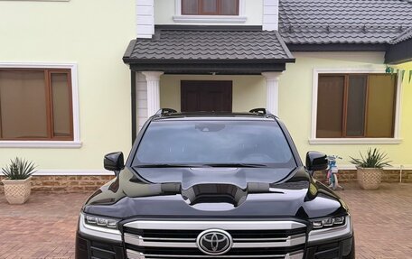 Toyota Land Cruiser, 2024 год, 12 300 000 рублей, 3 фотография