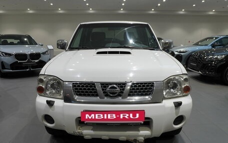 Nissan NP300, 2012 год, 859 000 рублей, 3 фотография