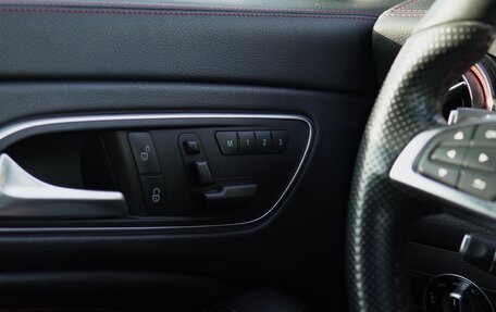 Mercedes-Benz CLA AMG, 2015 год, 2 450 000 рублей, 14 фотография