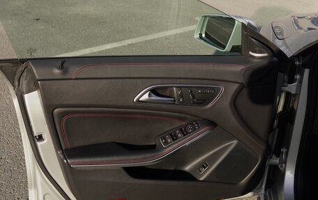 Mercedes-Benz CLA AMG, 2015 год, 2 450 000 рублей, 15 фотография