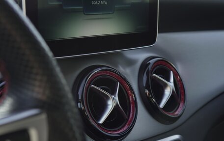 Mercedes-Benz CLA AMG, 2015 год, 2 450 000 рублей, 12 фотография